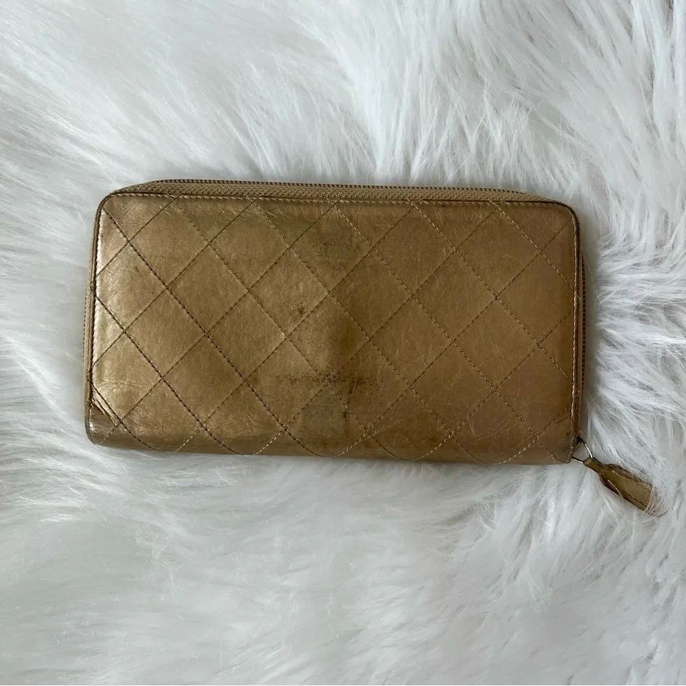 CHANEL Matelasse Gold Quilted Long Zip Around Wallet 31 Series
